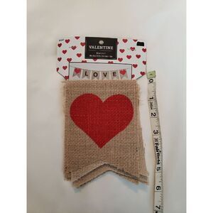 Valentine " LOVE" Banner Canvas and Hearts NWT